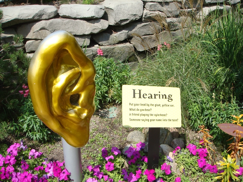 Western Michigan [2009] 403.JPG - Scenes from Frederik Meijer Gardens & Sculpture Park.